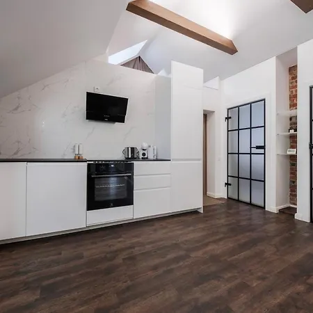 Apartment Bravo *
